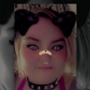 Meet your Posher, Risa